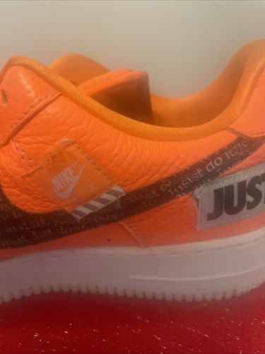 Taglia 10.5 - Nike Air Force 1 Low "Just Do It" Edizione Limitata Uscita 2018 - Foto 20 di 21
