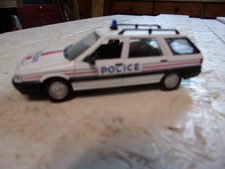 miniatures 1/43  Renault 21 Nevada Police