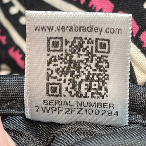 Vera Bradley Black Paisley & Floral Quilted Duffle Gym Bag Carry On Travel Bag - Picture 14 of 14