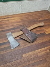 Q20- Vintage unmarked Hudson Bay Hatchet with Sheath 1 lb 9 oz