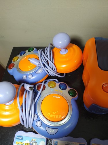 VTech V Smile Kids TV Learning System Console, and Controller No Power Cord  - Picture 9 of 12