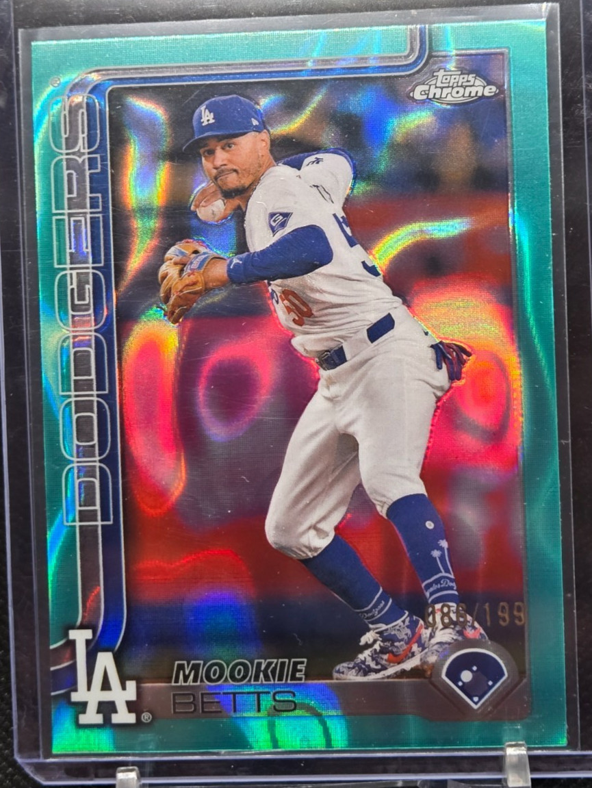 2025 Topps Chrome Mookie Betts Aqua Raywave 86/199 #50 LA Dodgers