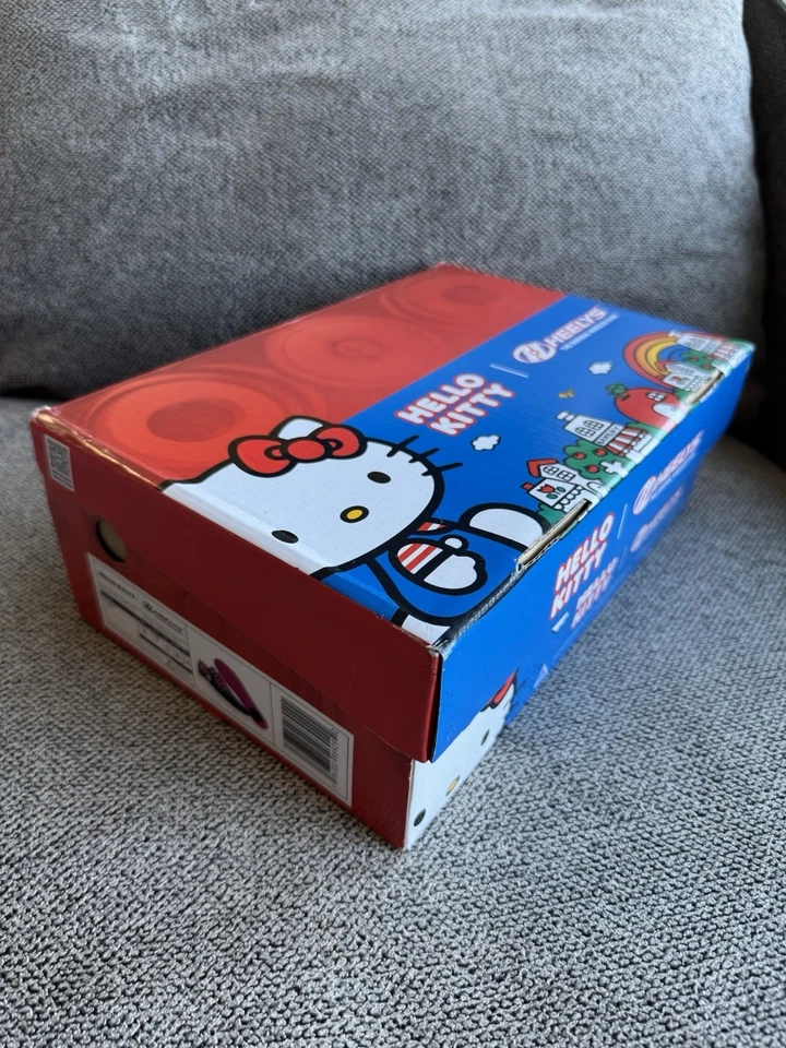 Hello Kitty Heelys negro y rosa W7/Y6 Foto 3 de 3