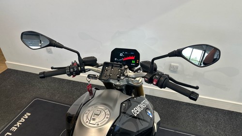 2024 BMW R1250 (23MY) BMW R1250 R SE ROADSTER Petrol Manual - Picture 3 of 24