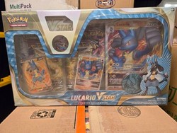 Lucario VSTAR Premium Pin Collection