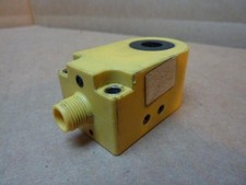 TURCK ELEKTRONIK Proximity Switch BI10R-W30-DAN6X-H1141 Used #21617