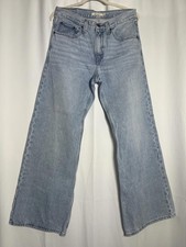 Levi's Women's Light Wash Wide Leg Jeans Size M