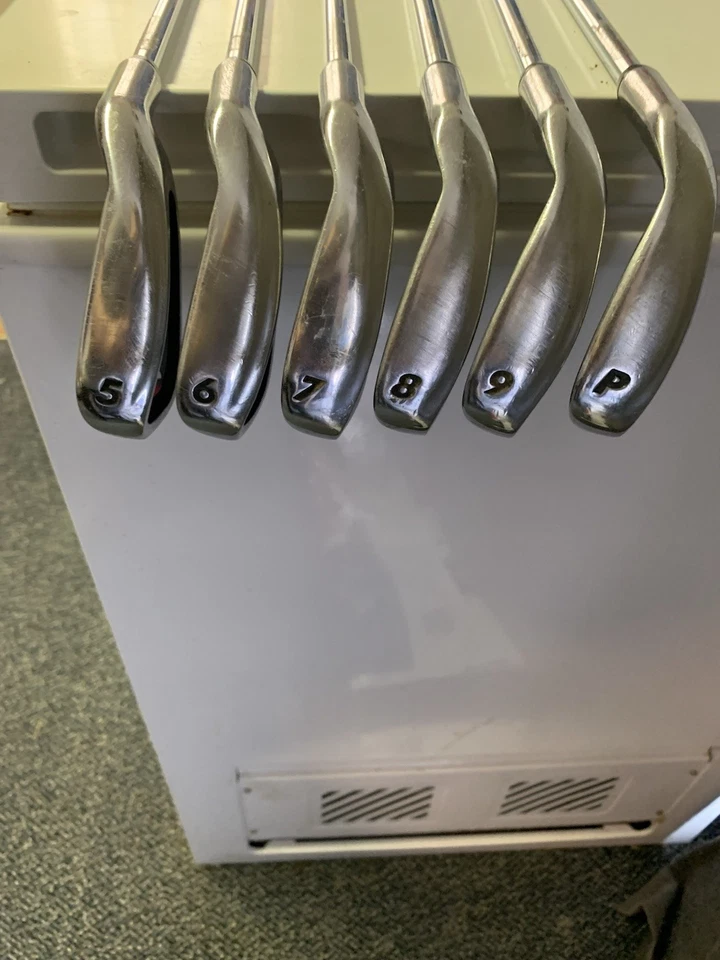 ZEVO Z450 5, 6, 7, 8, 9 & PW Iron Set Golf Club RH Steel Shaft. - Image 3 of 4