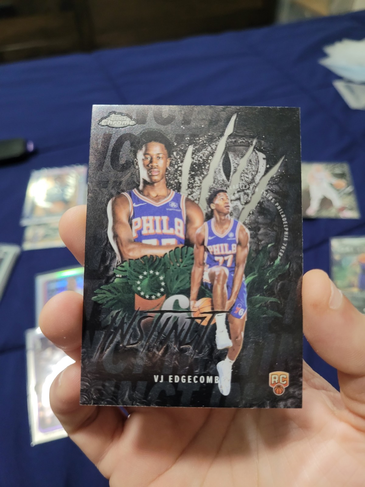 2025-26 TOPPS CHROME VJ EDGECOMBE INSTINCT RC ROOKIE CARD PHILADELPHIA 76ERS