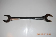 CRAFTSMAN INDUSTRIAL 1-3/8"x1-7/16" DOUBLE OPEN END WRENCH. MADE IN USA