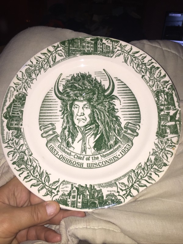 1853-1953 OSHKOSH WISCONSIN COLLECTOR PLATE - CHIEF OF THE MENOMINEE