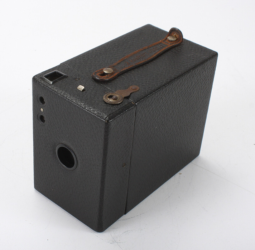 KODAK LONDON NO. 2 HAWKEYE MODEL B + INCOMPLETE SHIPPING BOX/cks