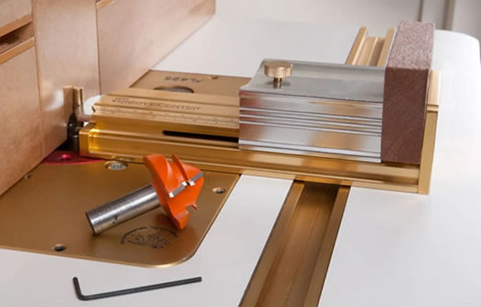 Prazi Router Table Fence Positioning System for centering on your lock miter bit - Image 4 of 4