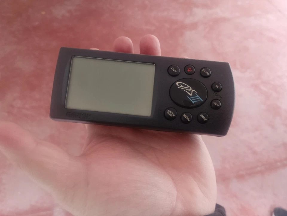 Garmin GPS III Handheld For Hiking, Camping, Travel, Direction, Portable - Image 2 of 4