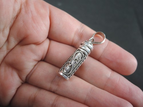 Ciondolo Scatola Ceneri Argento Sterling 925 Piccolo Etnico Preghiera Cenere Ciondolo Gioielli PL-15 - Foto 7 di 7