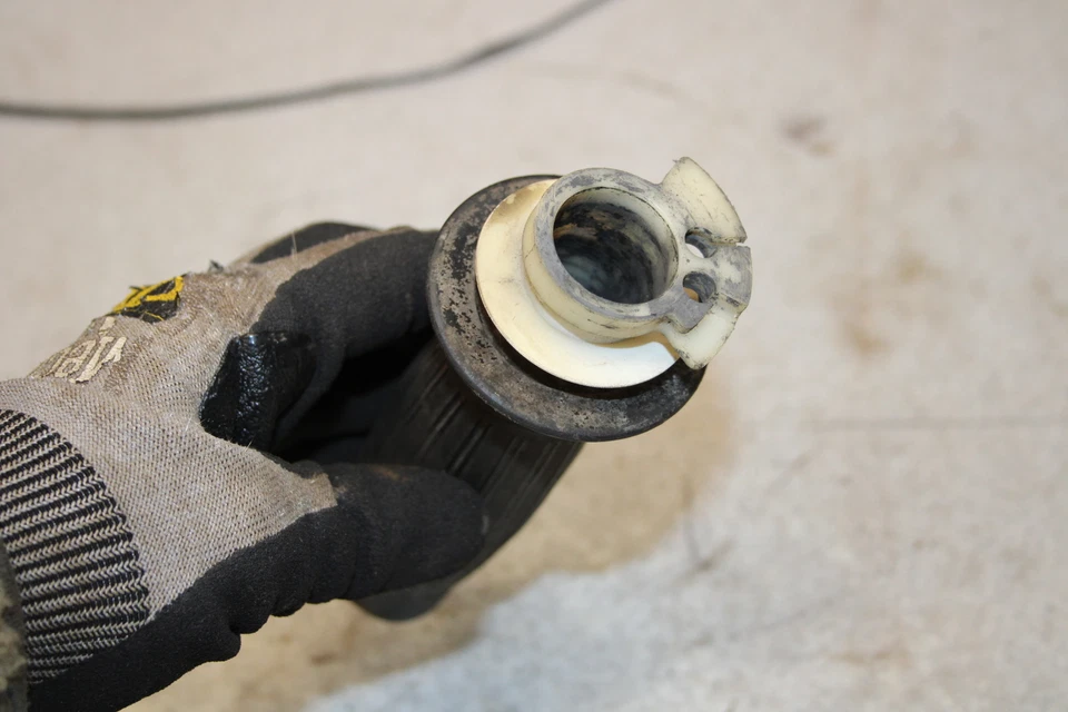 Suzuki GT380 1975 Sebring acelerador giro O6-8959.Zq Foto 2 de 4