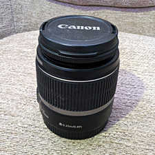Canon EF-S 18-55mm f/3.5-5.6 IS Zoom Lens Auto/Manual Focus 58mm