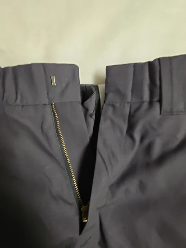 Pantalones de uniforme de cruz voladora para hombre gris talla 29 clase B, sin dobladillo Foto 3 de 4