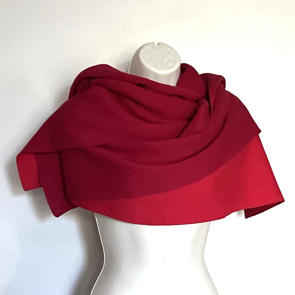 Novo! Envoltório de viagem reversível Chicos mistura de algodão vermelho tamanho único - 4 maneiras de usar presente - Imagem 3 de 4