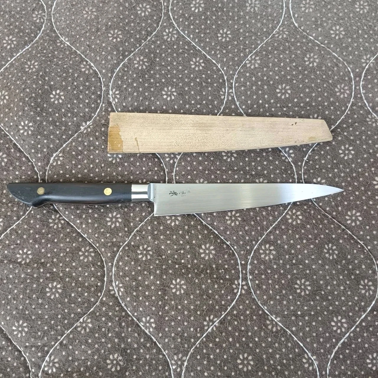 Sugimoto Petty Knife High Carbon Steel Japanese Kitchen Chef's Knife 260 mm.
Opens in a new window o