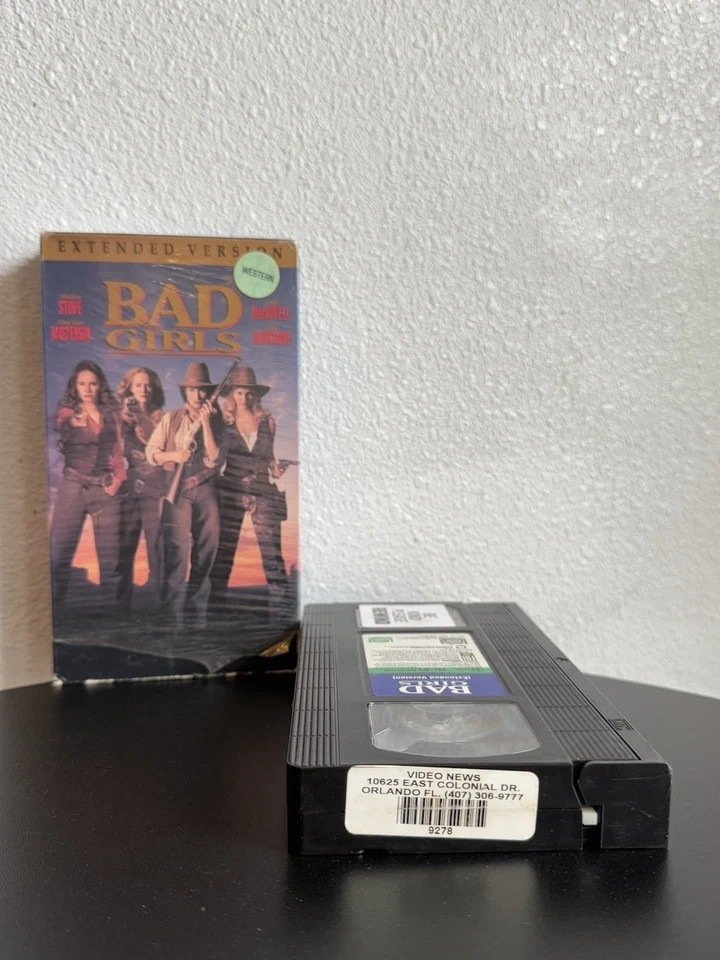 Bad Girls (VHS Extended Version) Mary Stuart Drew Barrymore 1994 - Image 3 of 4