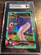 2018 BOWMAN CHROME VLADIMIR GUERRERO JR AQUA SHIMMER PROSPECT RC- SGC 9 - 5/125
