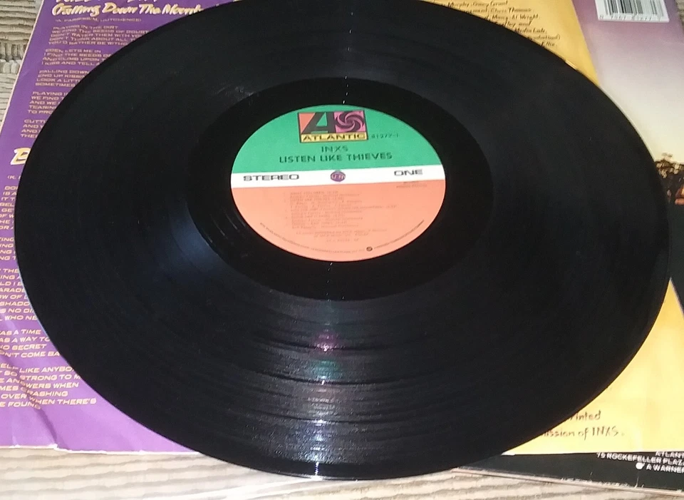 LISTEN LIKE THIEVES / INXS 1985 ATLANTIC LP 81277-1 Specialty Pressing - Image 4 of 4
