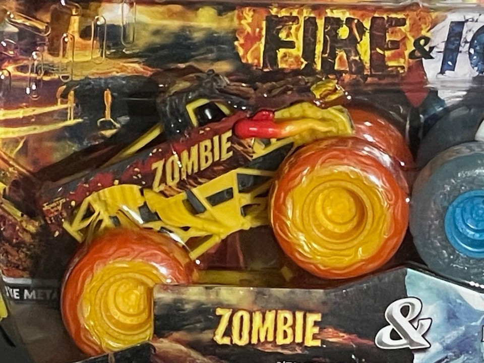 2024 SPIN MASTER MONSTER JAM FIRE & ICE ZOMBIE & NORTHERN NIGHTMARE NEW eBay