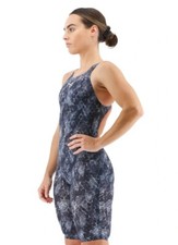 TYR WOMEN’S AVICTOR 2.0 OPEN BACK HIP FLEX - Black/Gray - Grösse 24