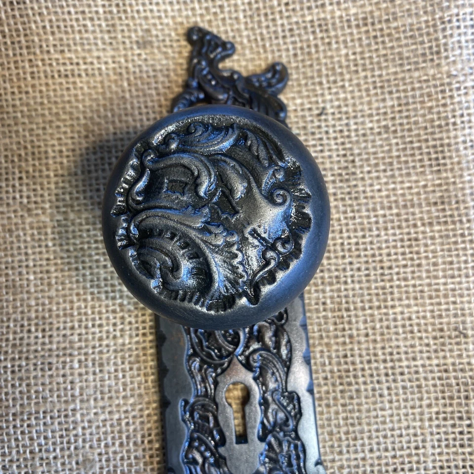 Антикварная винтажная стальная дверная ручка и задняя пластина для чтения Belfort B-21110 C 1899 - Изображение 2 из 4