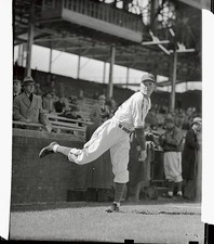 Dizzy Dean all dressed up in his new Chicago Cubs uniform The form- Old Photo
