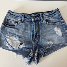 Bullhead Denim Co. Shorts / High Rise Jean Short Size 3 / Color: Blue