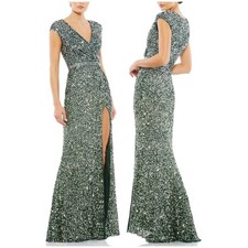 Mac Duggal NWT Cap Sleeve Sequined High Slit Gown Forest Green Size 6 V-Neck