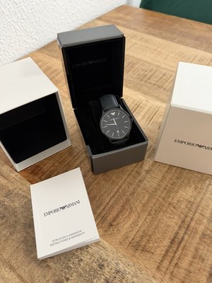Emporio Armani Renato Uhr mit Carbon Zifferblatt und Lederarmband Herren AR11190