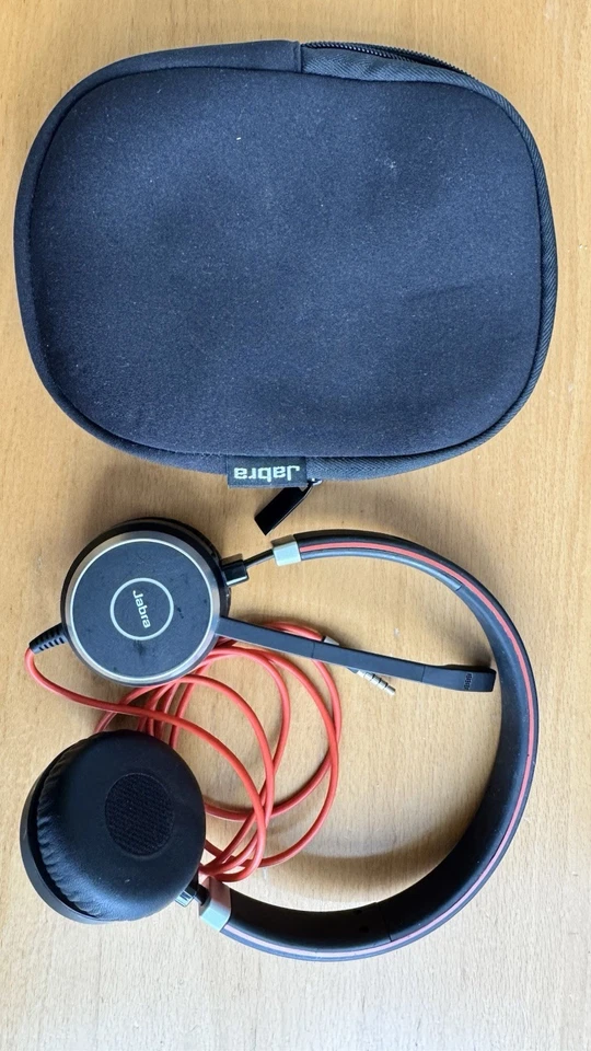 +++ Jabra Evolve 40 Headset, USB-C Adapter, Inkl. Tasche +++