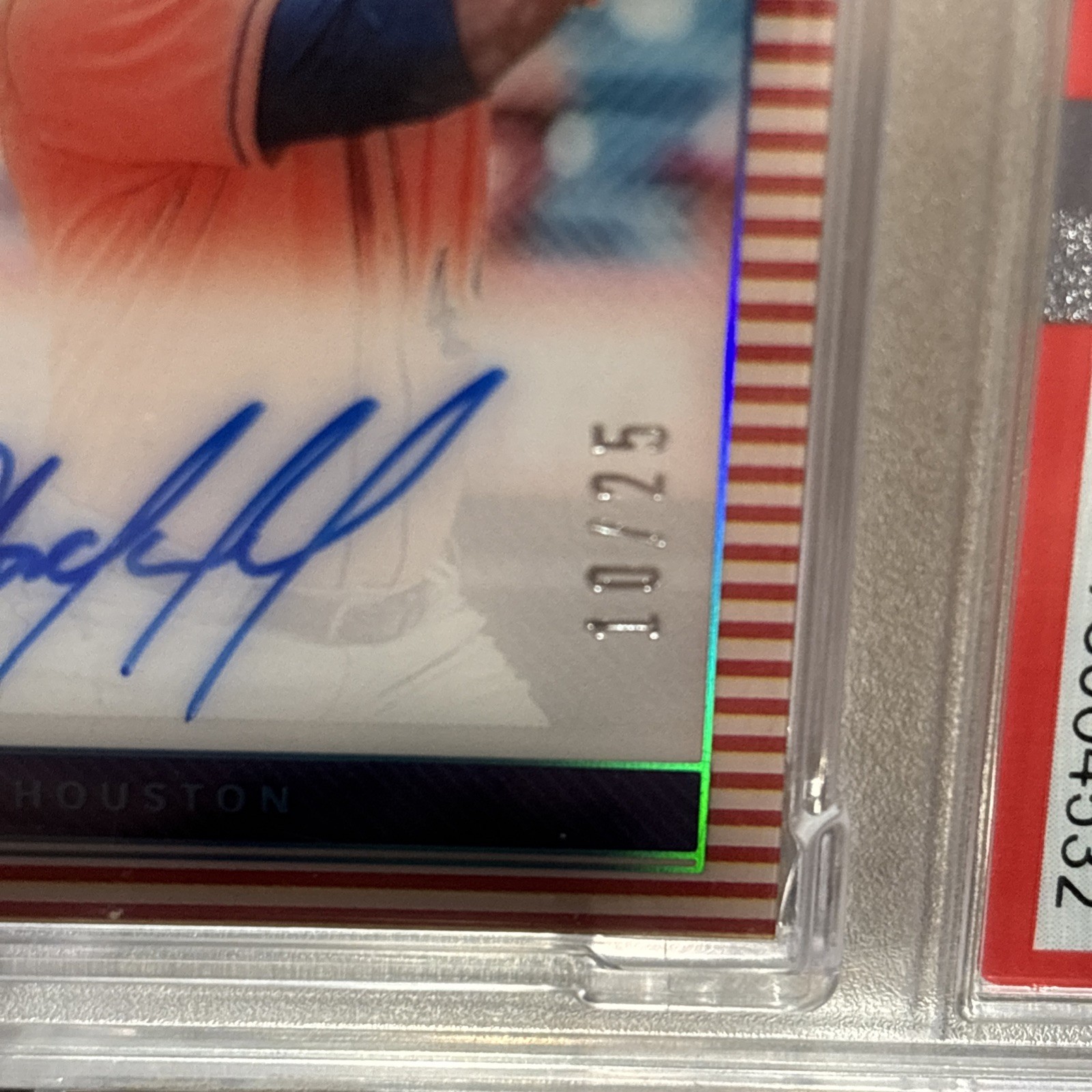 2020 Panini National Treasures Rookie Patch Auto Yordan Alvarez PSA 8 #/25 view 3