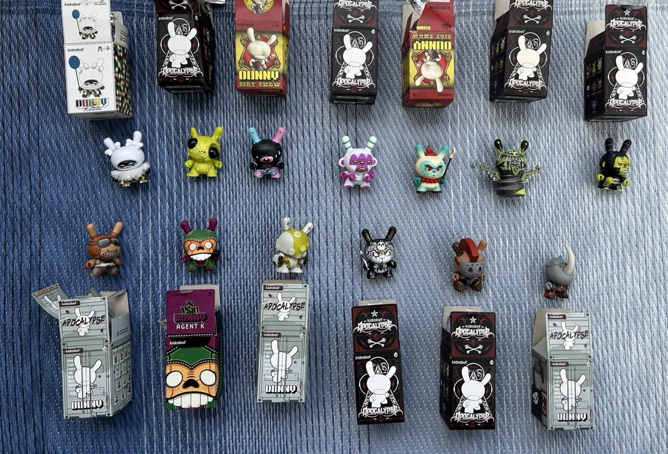 Lot Of 13 Kidrobot Dunny 3” Figures Some Rare - Image 2 of 4