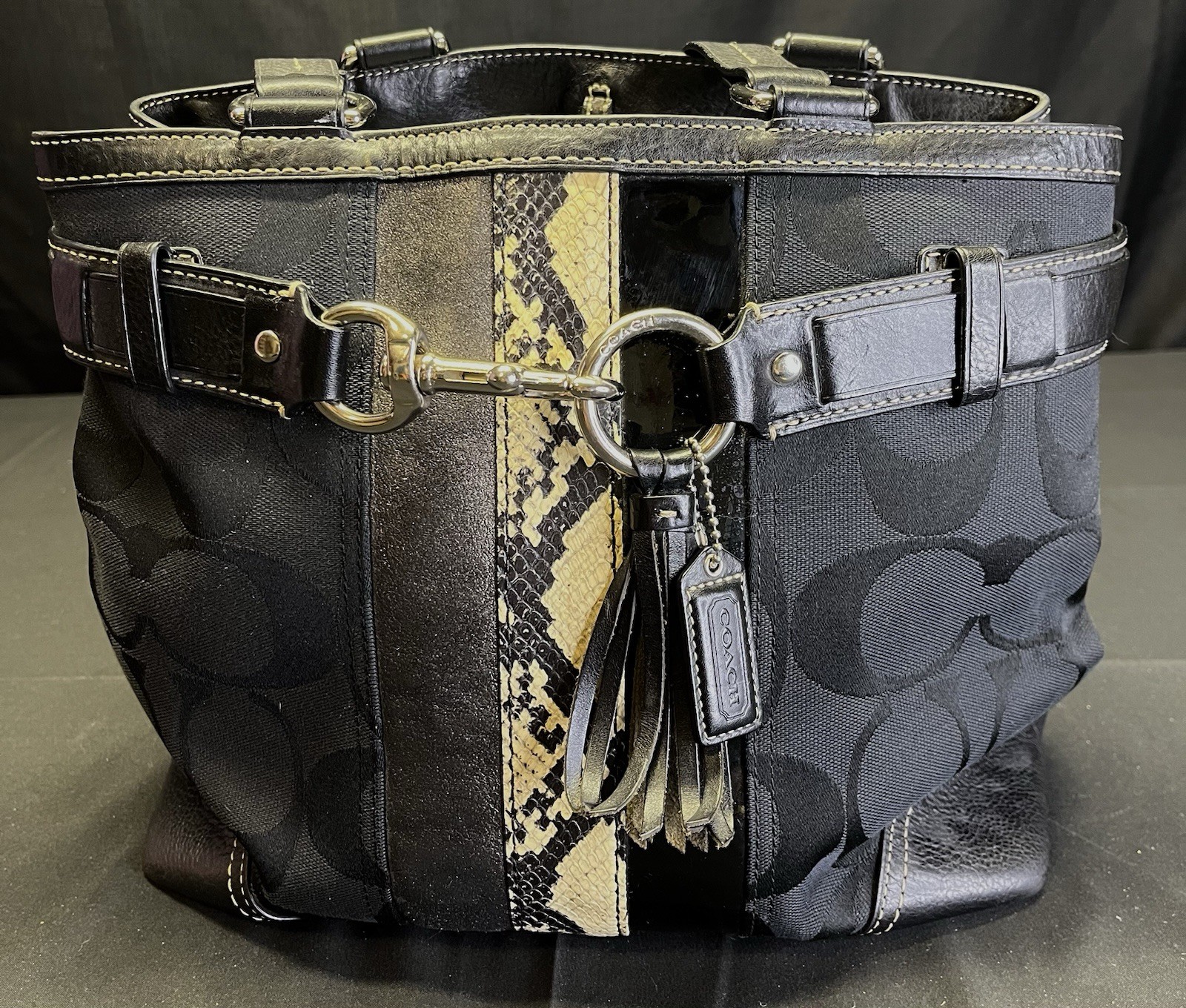 Coach Large Signature Hampton Python Print Hook &… - image 2