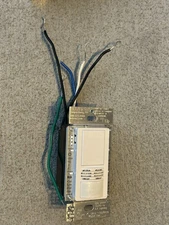 Lutron MS-B102-WH Maestro Dual Technology Sensor Switch - White - Preowned