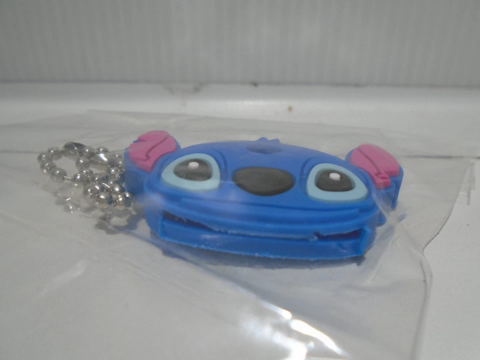 RUBBER DISNEY STITCH 1" X 1.75" KEY COVER CHAIN KEYRING UNBRANDED NIP (KC256) - Image 3 of 3