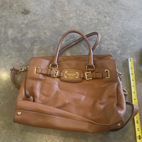 Bolso Bandolera Michael Kors Hamilton Cuero Coñac - Imagen 4 de 13