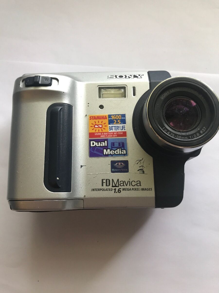 Sony Mavica MVC-FD92 1.2MP Digital Camera - Black & Metallic Sony Mavica MVC-FD92 1.2MP Digital Camera - Black & Metallic