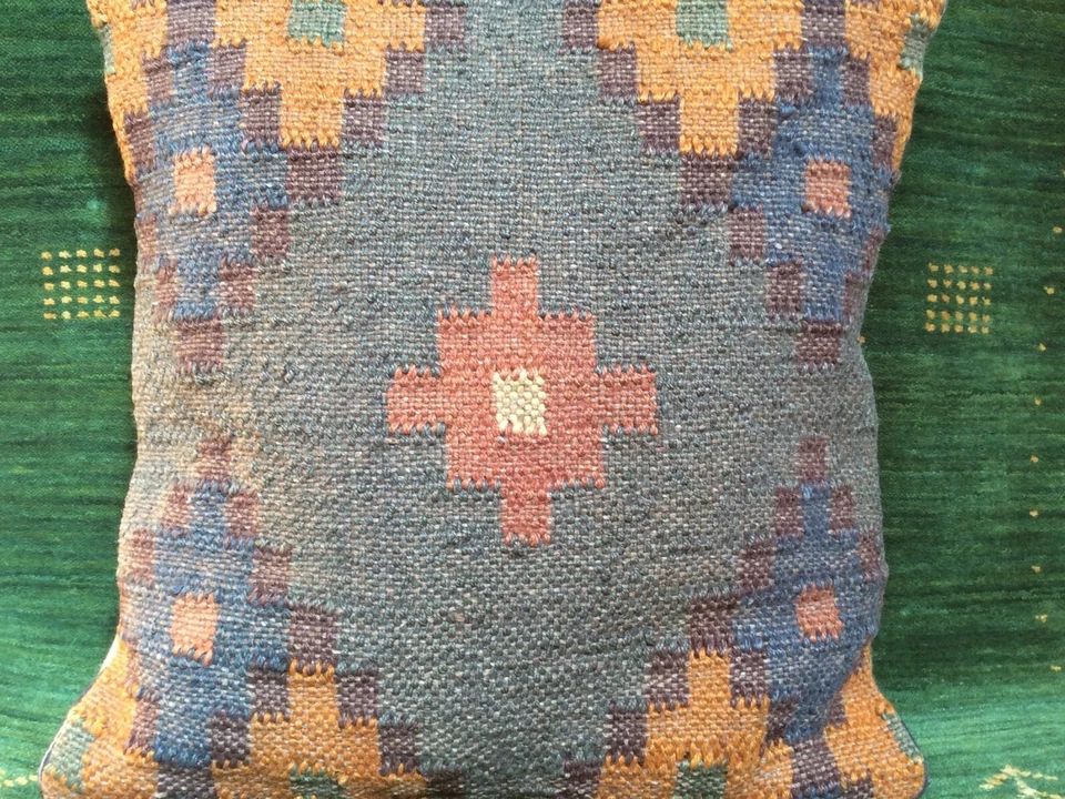 17" x17" Hand- Woven Southwestern Design Home Decor Wool Pillow Cover SZM-305 - Image 2 of 4