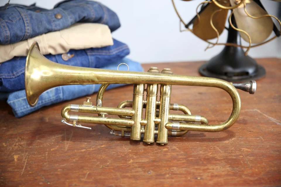 F.E. Trompeta corneta Olds & Son Ambassador Fullerton instrumento de latón antiguo de colección Foto 2 de 4