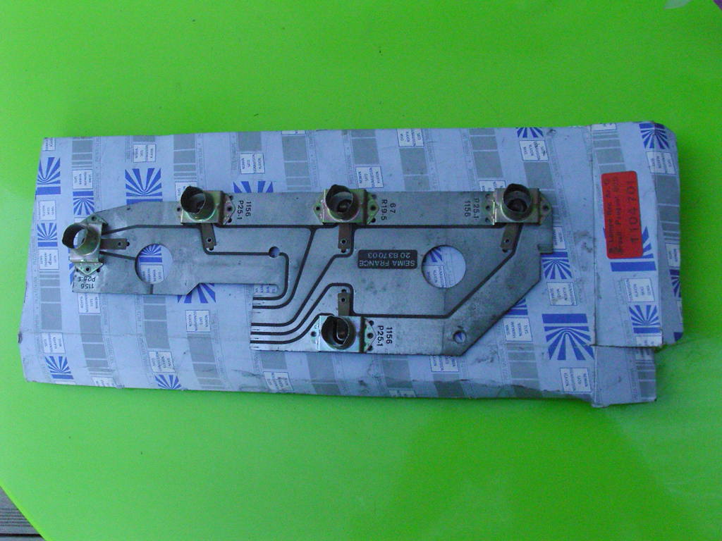 Platine de feu arriere gauche Peugeot 505 restaurez le circuit electrique Seima d origine
