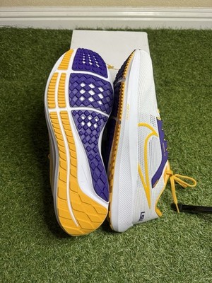 Nike Air  Zoom Pegasus 40‎ Men Size 15 LSU Tigers Running Shoes DZ5959 100 White Unisex Nike White LSU Tigers Zoom Pegasus 40 Running Shoe main image 3