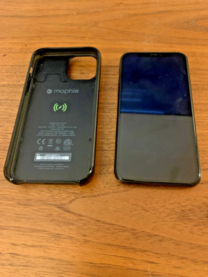 Apple iPhone 11 Pro - 256GB - Space Gray (AT&T) Used 73% Battery Charge 256 Gigs