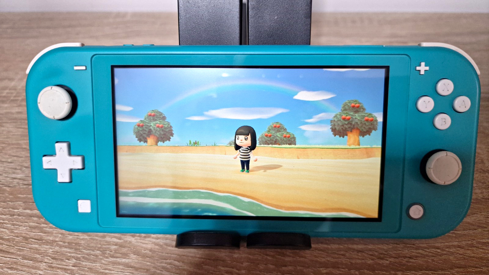 Nintendo Switch Lite inkl. Tasche & Animal Crossing