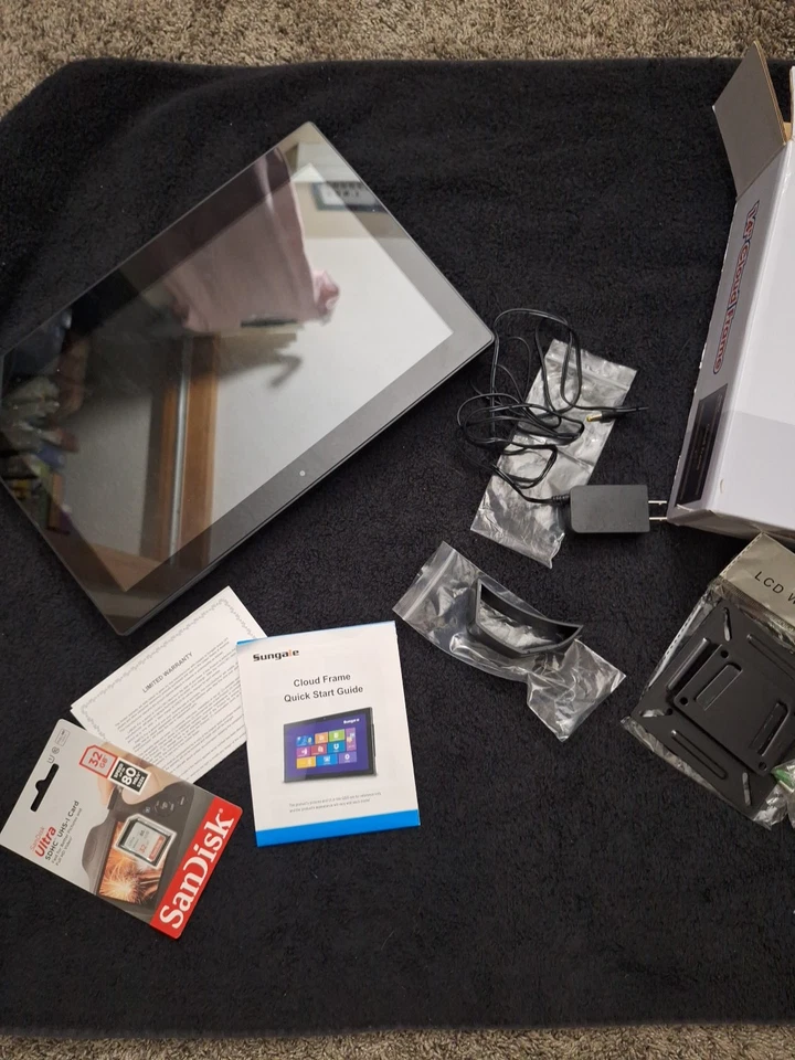 Sungale 14in Cloud Digital Frame - New Open Box - Image 4 of 4