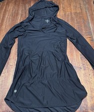 ATHLETA Wick It Wader Hooded Swimsuit Cover Up Pockets UPF 50 Black Sz XS
